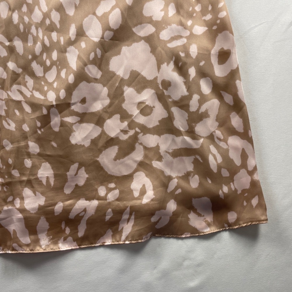 Adrienne Leopard Print V-Neck Satin Blouse Tan Ruched Puff Sleeve Top M 2489SAM - Picture 10 of 16